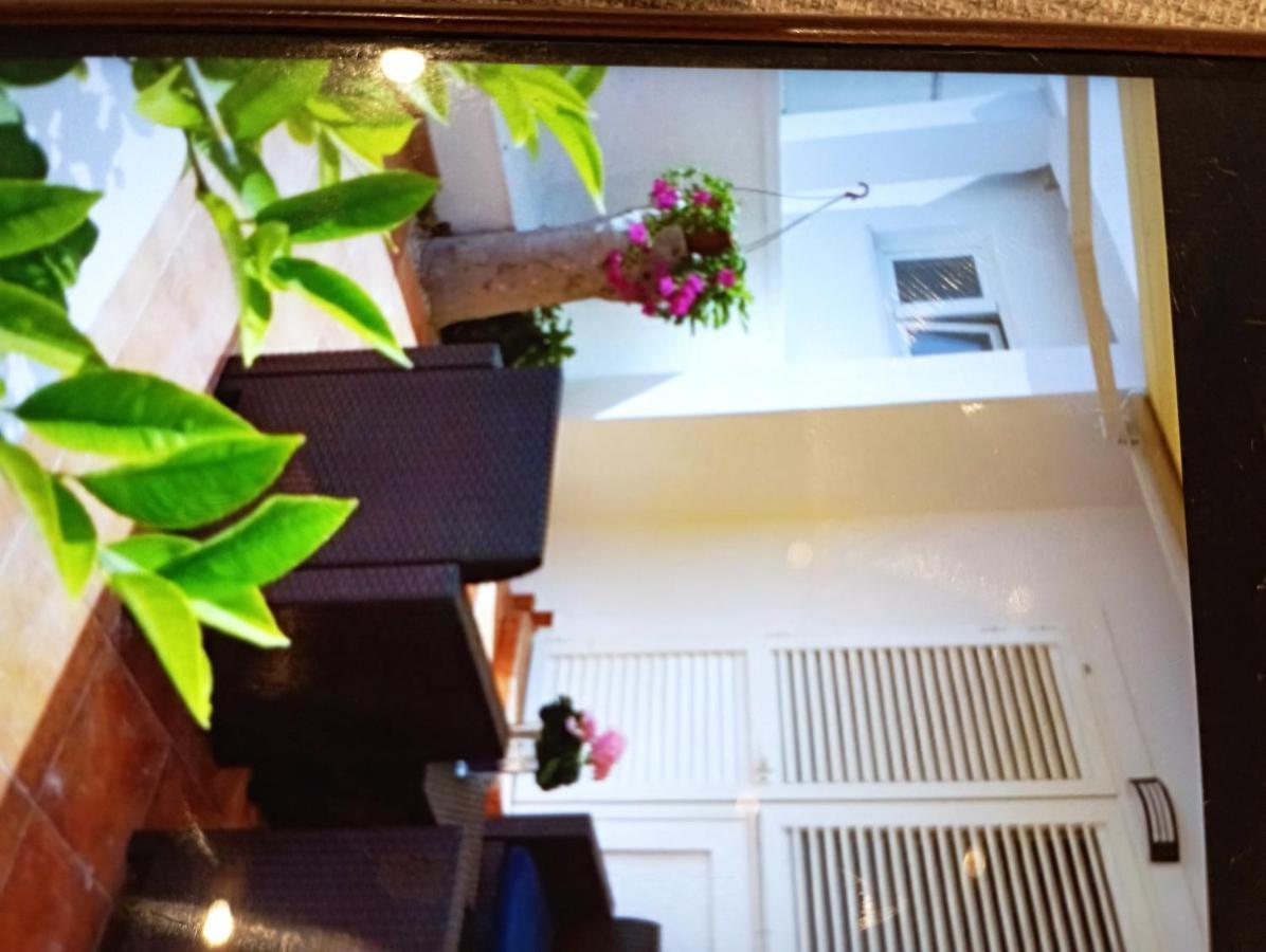 Apartmani Trubi 1 Vodice Esterno foto